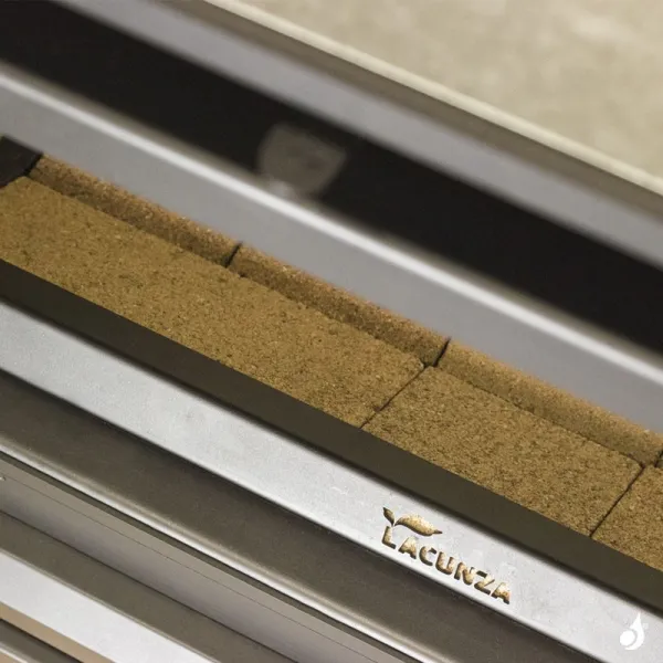 Insert à bois Lacunza Baltic 700 Puissance 10.5kW Structure Acier Sortie Fumée Supérieure Ø15 cm