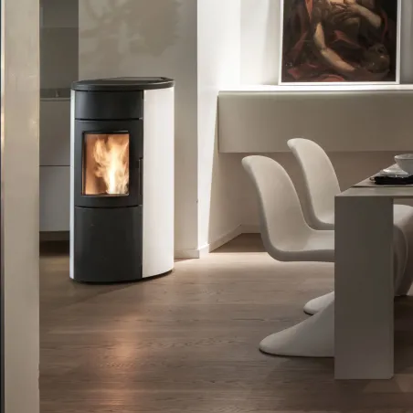 Poêle à granulés étanche Ravelli Whisper 7 Puissance 7kW Sortie Fumée Supérieure