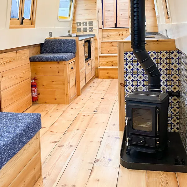 Poêle à bois Salamander Hobbit Puissance 4.1kW Sortie Fumée Supérieure